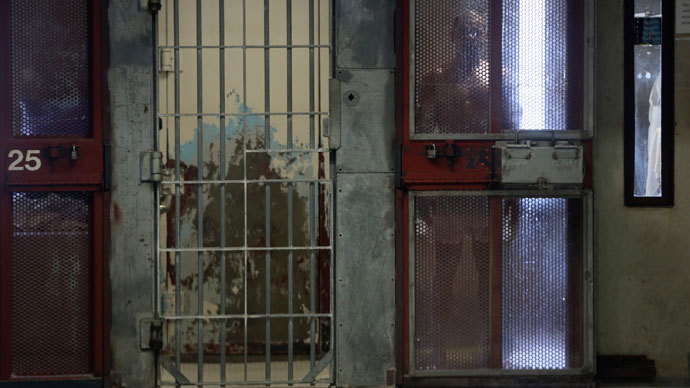 Graphic court video shows prison guards deploying pepper spray on mentally ill inmate