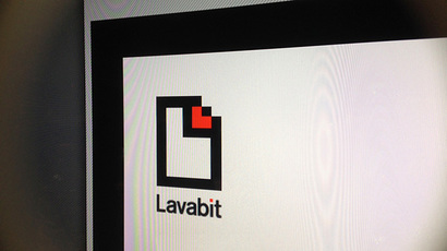 FBI director lashes out at Apple, Google for encrypting smartphones