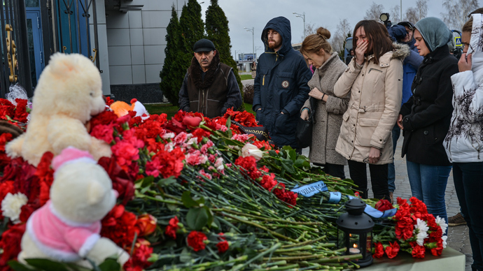 Russian plane crash investigators probe fake pilot licenses