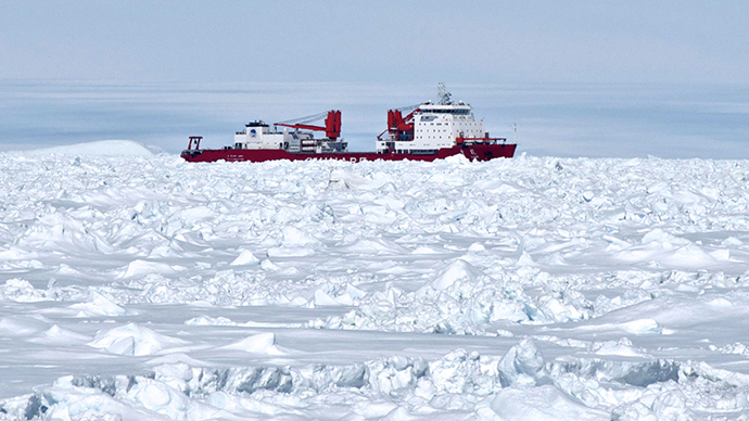 Chinese icebreaker stuck after Antarctic rescue?