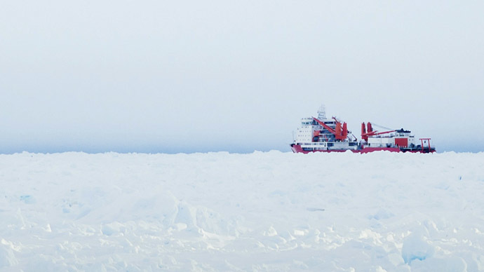 Chinese ship fails to break out of ice trap in Antarctica after rescue mission