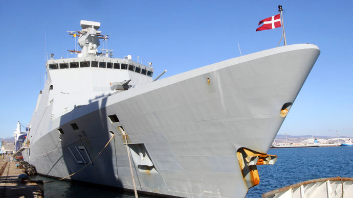 A Danish frigate, which is part of a joint Danish-Norwegian task force that will assist in overseeing the transportation of lethal chemical agents out of Syria, docks at Limassol port, December 14, 2013.(Reuters / Andreas Manolis)