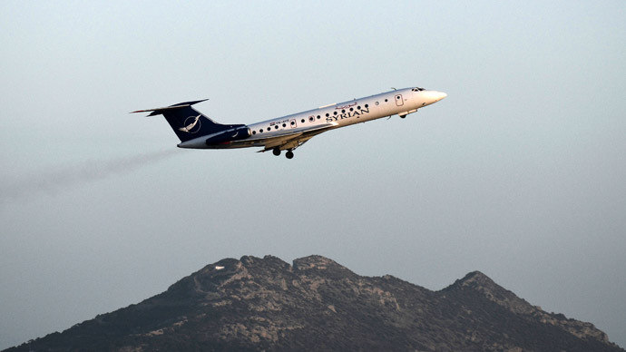 A Syrian Air plane takes off from the Athens International airport on January 21, 2014. (AFP Photo)