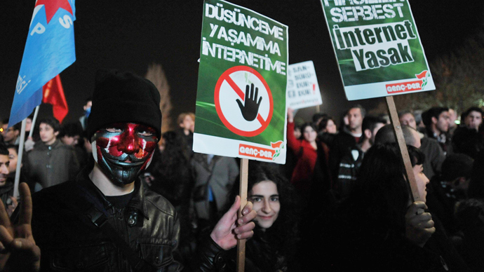 Turkey ramps up internet censorship despite protests