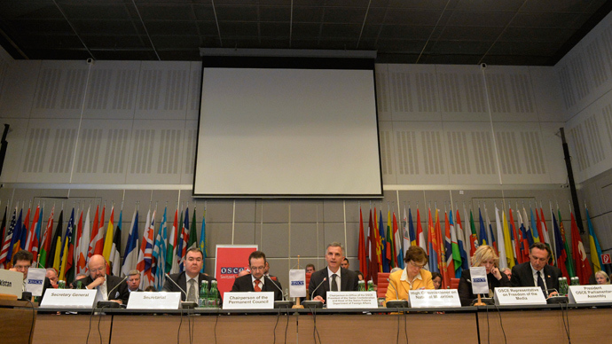 OSCE military observer mission en route to Crimea