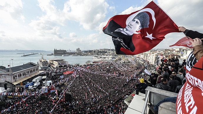 Turkey votes in crucial local elections amid graft scandal and social media ban