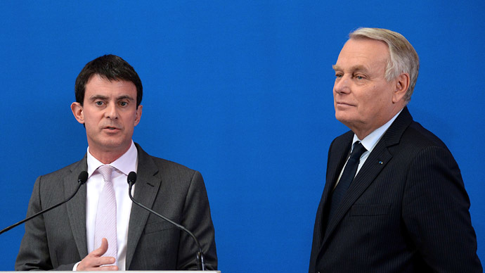 Manuel Valls (L) and Jean-Marc Ayrault (AFP Photo/Pierre Andrieu)
