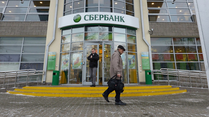 Russia’s biggest bank halts foreign currency personal loans