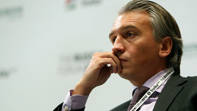 Gazprom Neft CEO says ditch dollar, look east if sanctions escalate