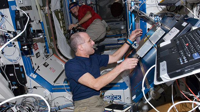 Backup ISS computer breaks down, requiring possible spacewalk