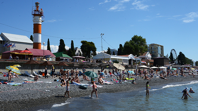 Authorities advise state companies to send employees to Russian resorts - Putin