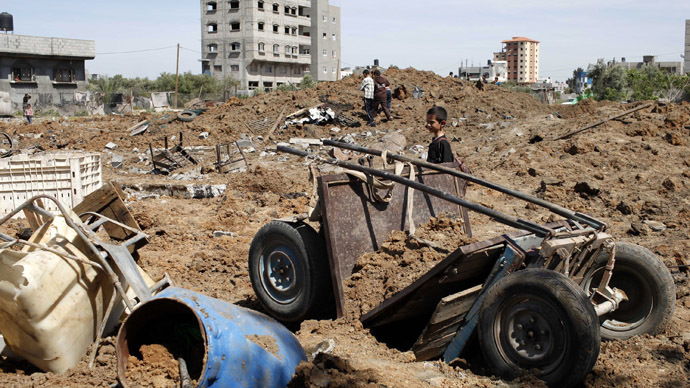 ‘Committing a war crime’: HRW calls for Israel to stop shooting at Gaza civilians