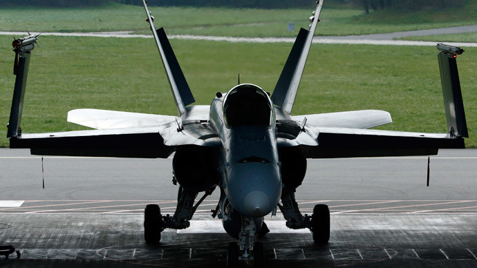 F/A-18.(Reuters / Ruben Sprich )