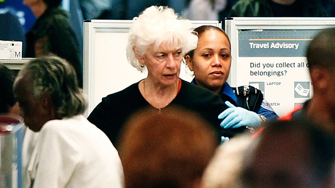 Overheated TSA agents go home, leaving passengers stuck in massive lines at LaGaurdia