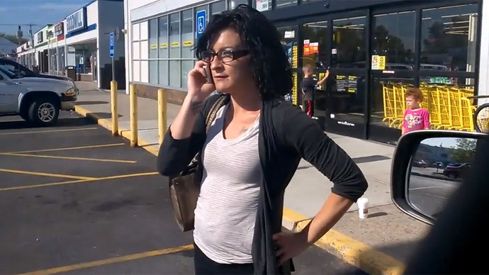 NY woman's racist rant goes viral forcing police to comment (VIDEO)