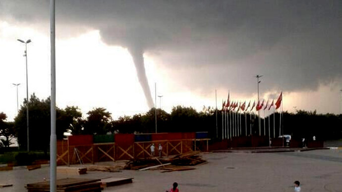 Unexpected tornado hits Istanbul (PHOTOS, VIDEO)