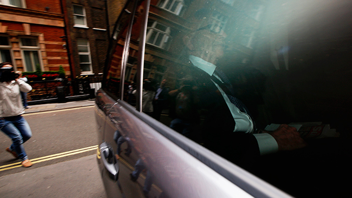 FBI seizes 80,000 emails from Murdoch’s News Corp