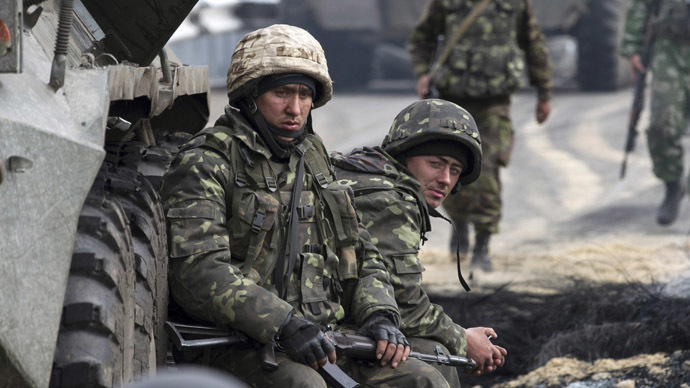 ‘They send us junk’: Kiev troops complain of poor ammunition, stale food, old maps