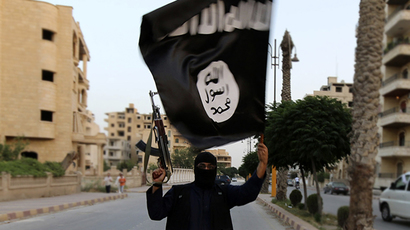 ​1,000-strong Syrian rebel brigade defects to Islamic State - report