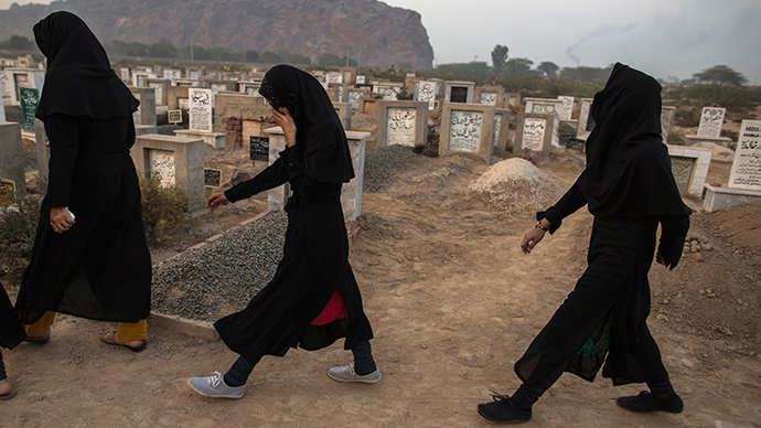 Pakistani Facebook blasphemy case sparks mob riot, 3 killed