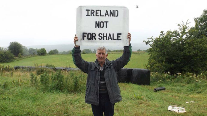 An Irish man protests plans to frack in Southern Ireland. (Photo from Twitter/@LoveLeitrim)
