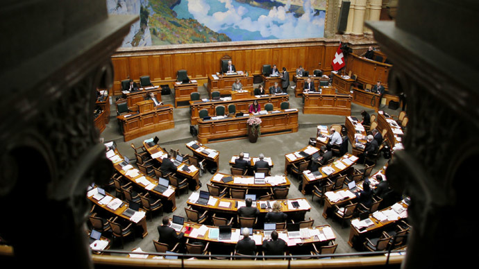 Swiss Miss: Secretary takes nude ‘selfies’ in parliament building