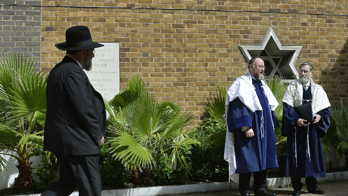 Group of British Jews and Israelis flout MP Galloway's Bradford ban with defiant weekend visit