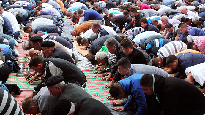 ‘Psychopathic violence’: British Muslim organizations condemn ISIS extremism