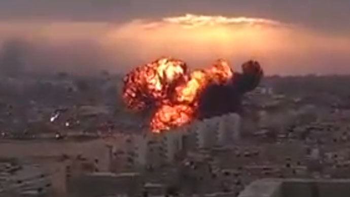 Libyan fighter jet crashes into city block, kills pilot, kid (VIDEO)