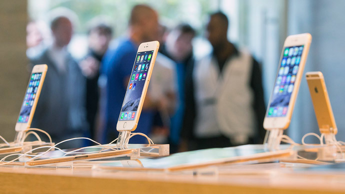 #Hairgate strikes as Apple’s iPhone 6 starts plucking beards