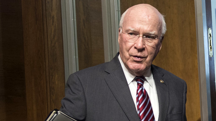 Senate and AP demand disclosure of all cases where FBI posed as media