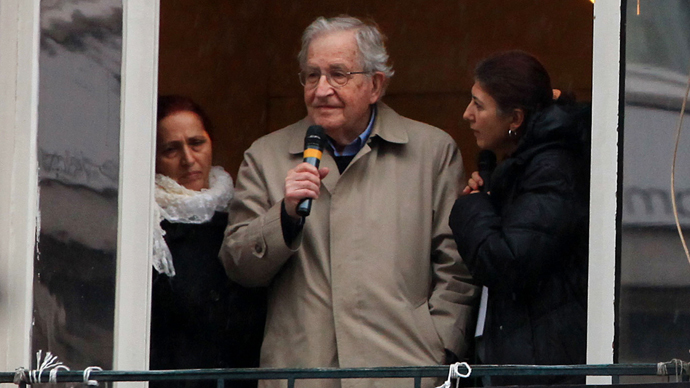 World ominously close to nuclear war – Noam Chomsky to RT