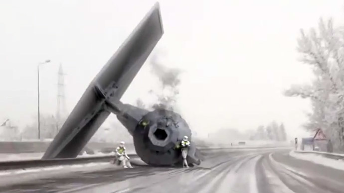 Dashcam 'captures' Star Wars TIE fighter crash on snowy German highway ...