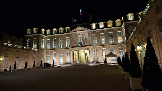 Deliberate hit-and-run driver injures Paris policewoman outside Elysee Palace