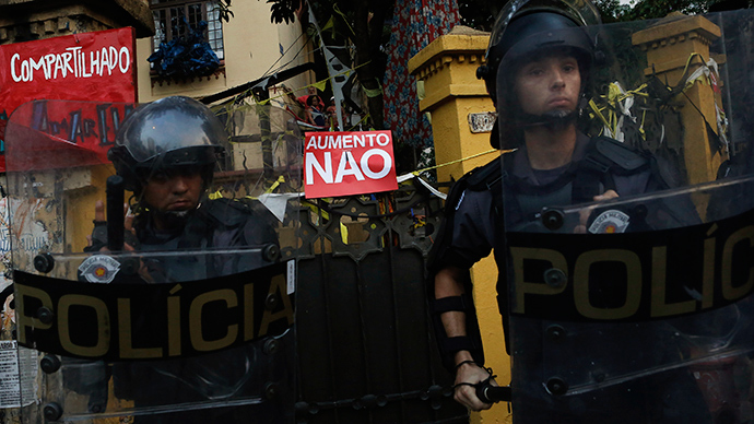 Tear gas, sound bombs: Clashes in Sao Paulo as 1,000s protest bus fare hike