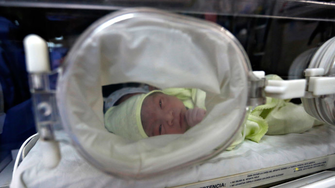 Doctors successfully transplant organs of newborn baby