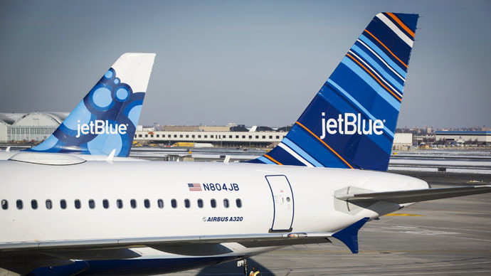 3 more planes evacuated in Seattle and Dallas after bomb threats