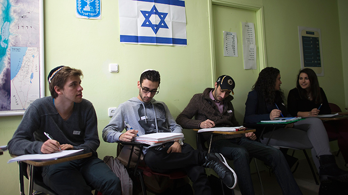 Mass ‘exodus’ of Jews from France probable as anti-Semitic attacks double – major Jewish groups