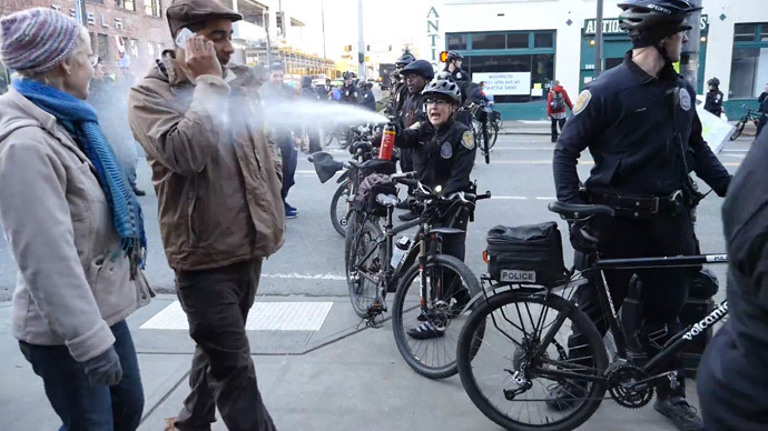 Seattle faces $500k suit for pepper-spraying school teacher (VIDEO)