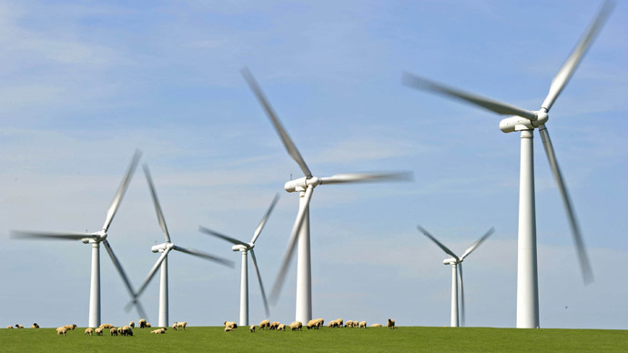 Green power: UK hits 12-year low in attracting renewable investment