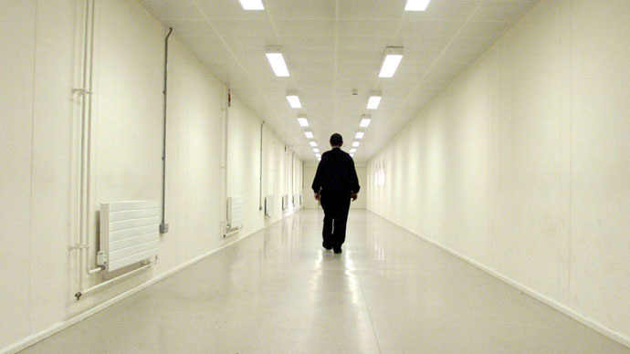 ‘Expensive, ineffective & unjust’: MPs urge end to indefinite migrant detention