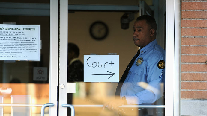 Ferguson cancels all municipal court cases, city manager resigns