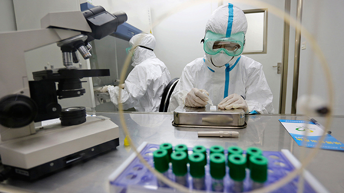 Ebola-diagnosed military health worker to be treated in UK