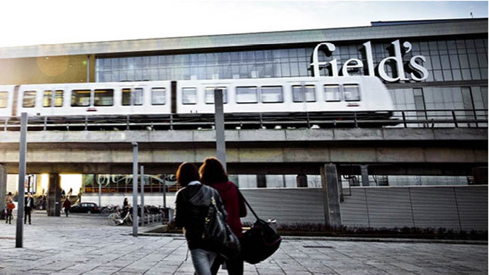 3 injured in Copenhagen shopping center shooting