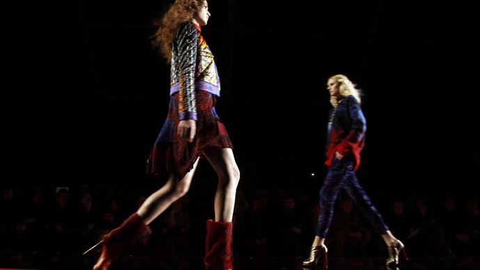 France bans super skinny models from catwalks