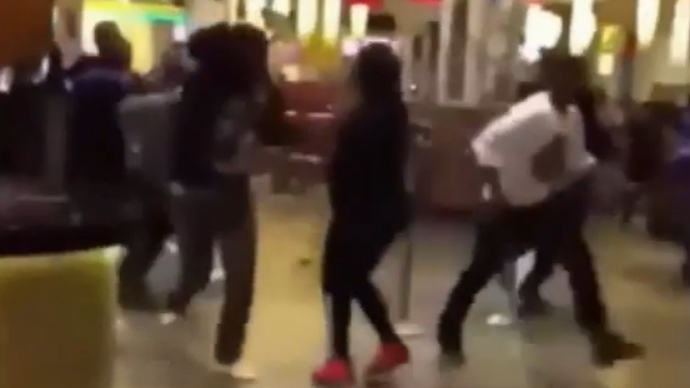 Massive brawl erupts in crowded New York casino (VIDEO)