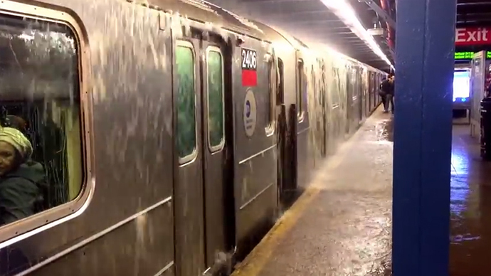 Burst water main floods NYC subway, streets (PHOTOS, VIDEO)