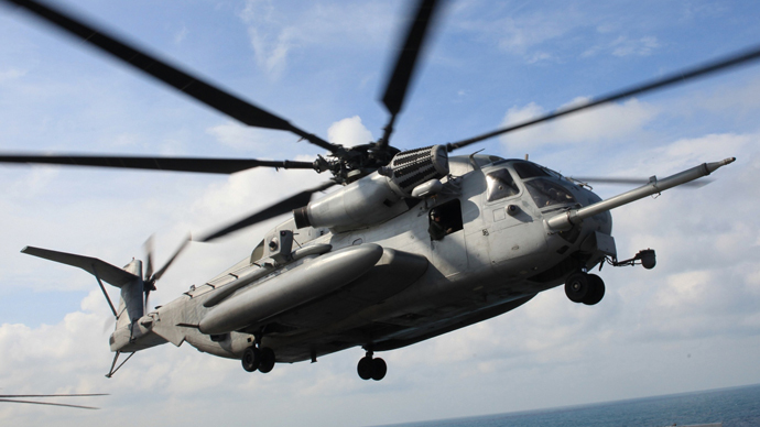 Marine chopper lands at San Diego beach