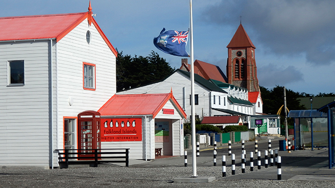 Argentina sues 3 UK oil exploration firms amid Falklands/Malvinas tensions