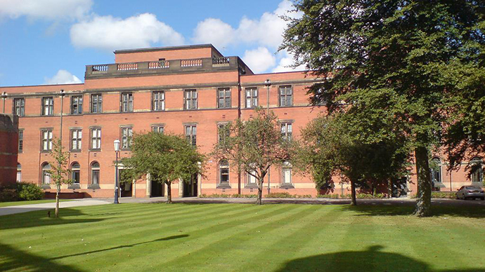 Grade-changing keystroke hack lands university student in jail